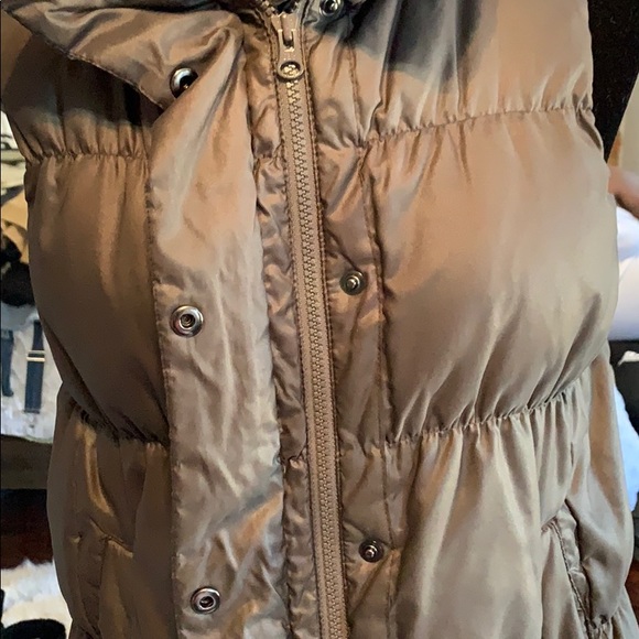 Brown vest - Picture 7 of 7